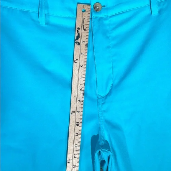 Vineyard Vines Flat Front Blue Shorts for a Stylish Summer - Picture 4 of 9